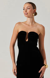 Arista Sweetheart Velvet Midi Dress