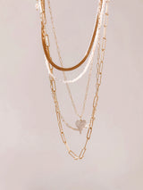 Déesse Pearl Necklace