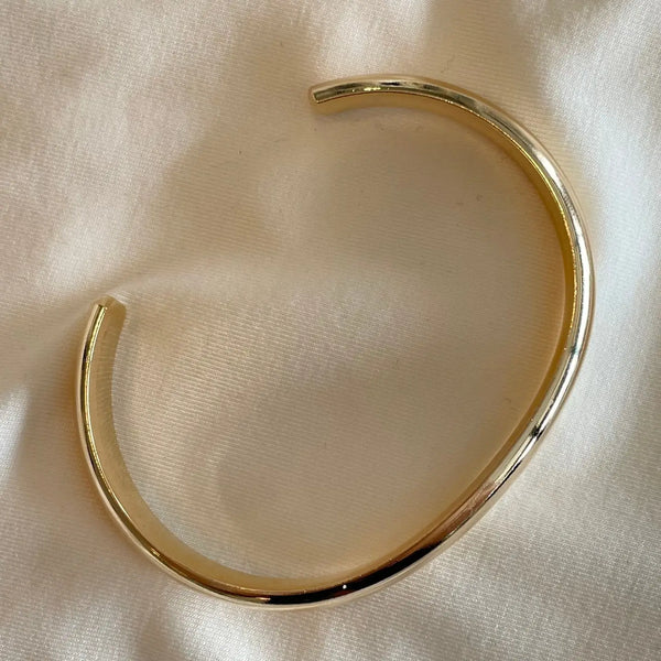 Cecilia Bangle