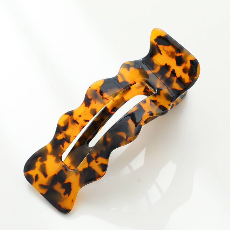 Jane Core | Scalloped Flat Claw Clip
