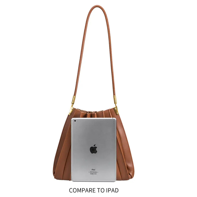 Carrie Saddle Shoulder Bag