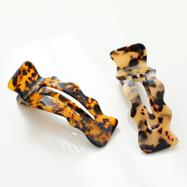 Jane Core | Scalloped Flat Claw Clip
