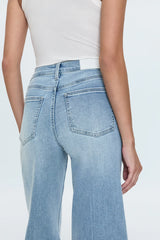 Izzy Mid Rise Wide Leg Crop