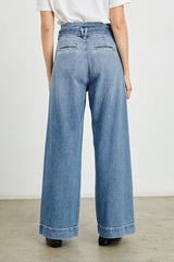 Descanso Wide Leg Jean