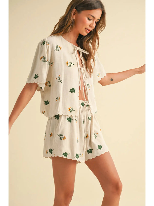 Floral Embroidery Linen Shorts