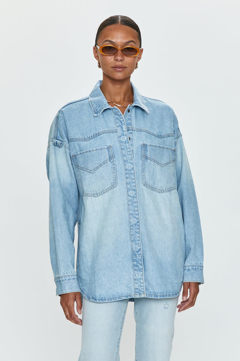Mandy Oversized Denim Jacket Traveling Chic Boutique, VA Mandy Oversized Denim Jacket Traveling Chic Boutique, VA