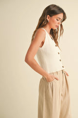 Buttondown Ribbed V-Neck Knitted Top