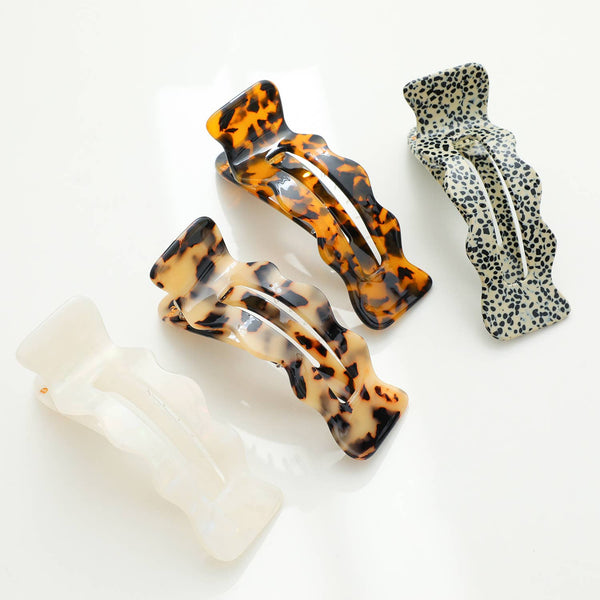 Jane Core | Scalloped Flat Claw Clip