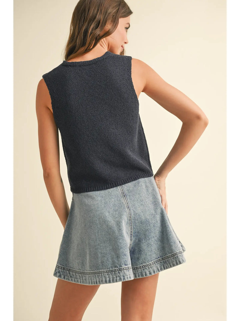 Hook & Eye Closer Vest Cardigan